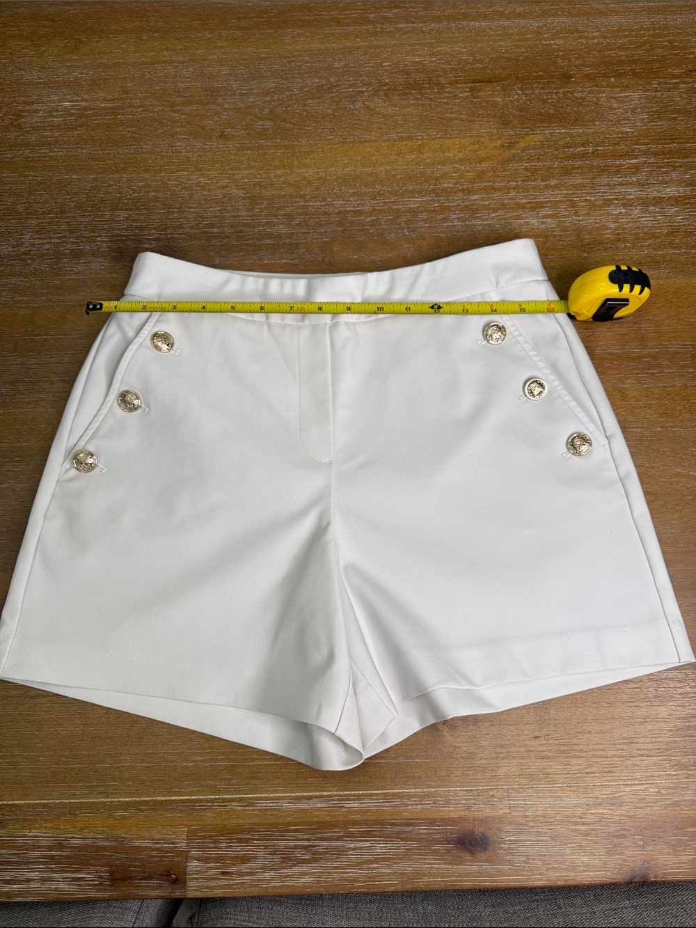 Rachel Zoe White Sailor Shorts – Gold Crest Buttons – Size 8